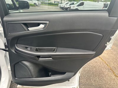 2023 Ford Edge SE