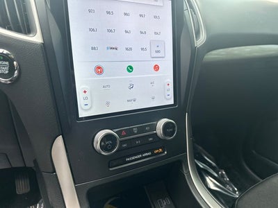 2023 Ford Edge SE