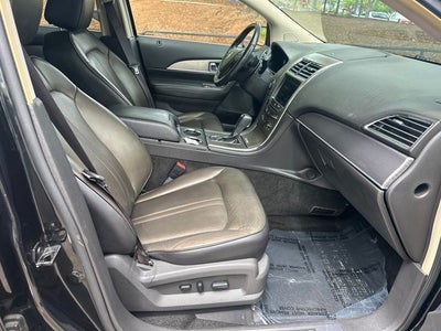 2013 Lincoln MKX Base