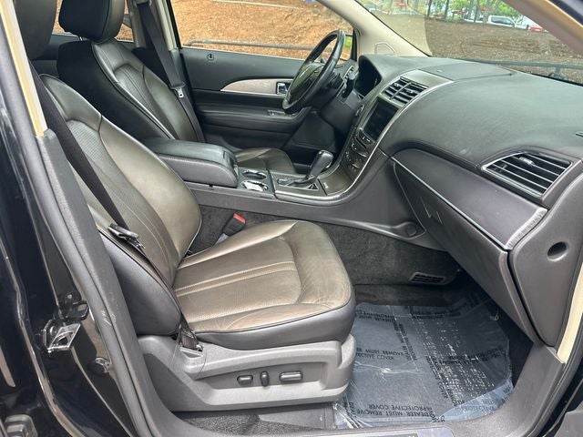 2013 Lincoln MKX Base