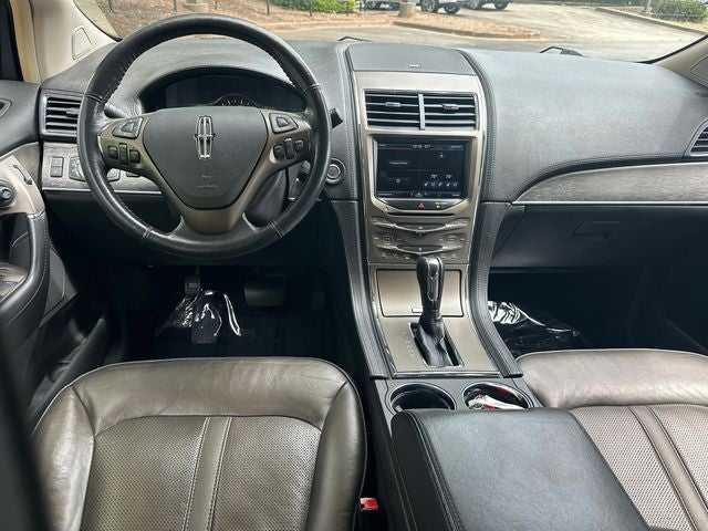 2013 Lincoln MKX Base