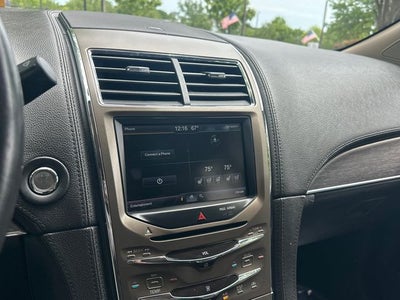 2013 Lincoln MKX Base