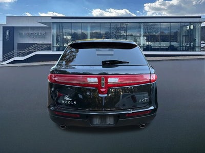 2016 Lincoln MKT Base