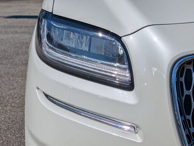 2022 Lincoln Nautilus Standard