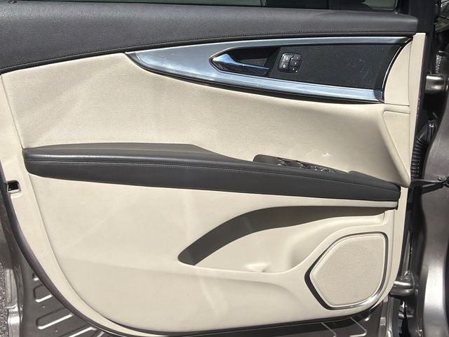2020 Lincoln Nautilus Standard