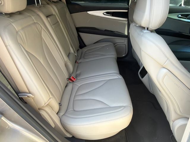 2020 Lincoln Nautilus Standard