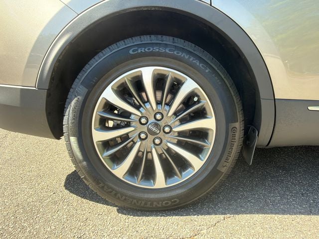 2020 Lincoln Nautilus Standard