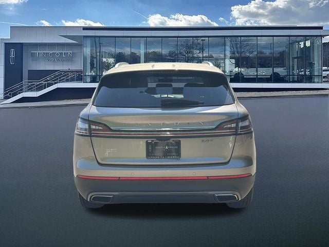 2020 Lincoln Nautilus Standard