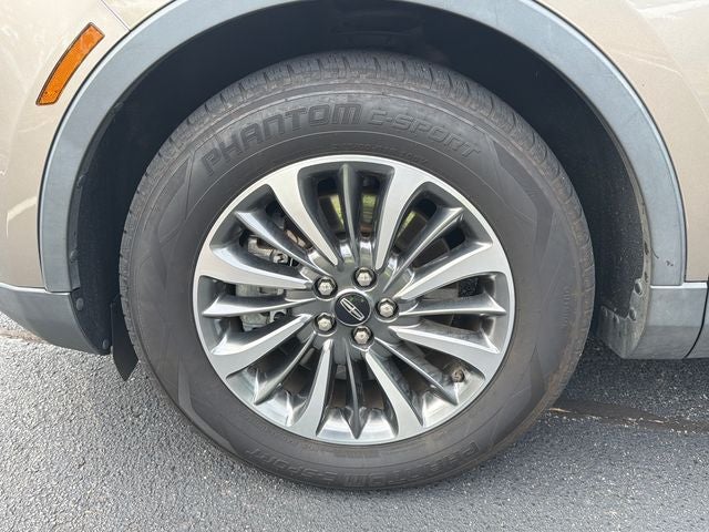 2020 Lincoln Nautilus Standard