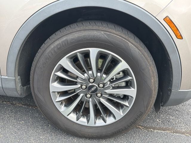 2020 Lincoln Nautilus Standard