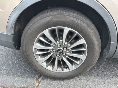 2020 Lincoln Nautilus Standard