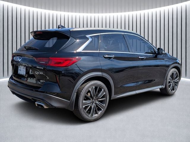 2022 INFINITI QX50 LUXE