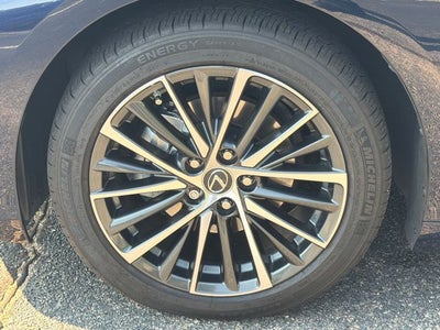 2025 Lexus ES 300h
