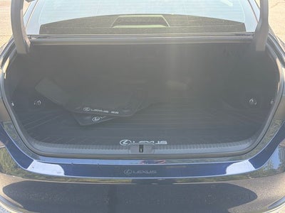 2025 Lexus ES 300h