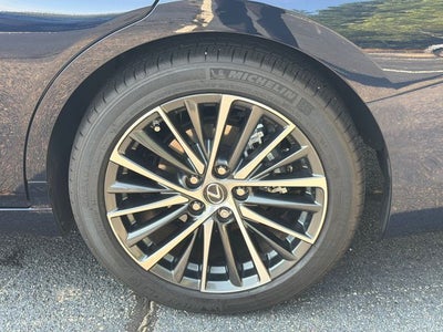 2025 Lexus ES 300h