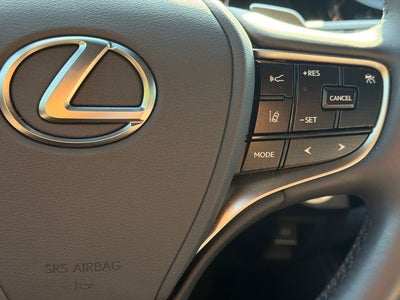 2025 Lexus ES 300h