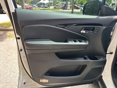 2025 Honda Ridgeline Black Edition