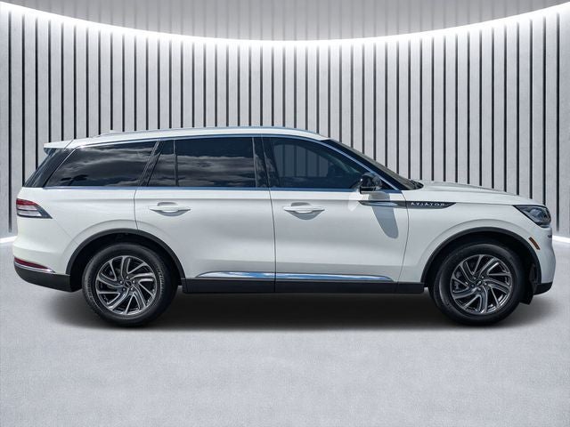 2023 Lincoln Aviator Standard