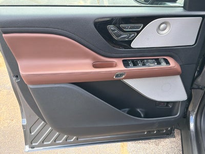 2027 Lincoln Aviator Reserve