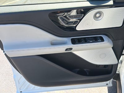 2027 Lincoln Aviator Reserve