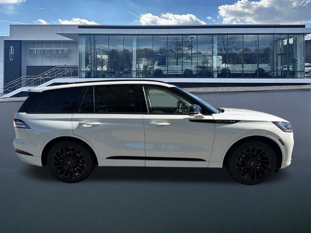 2027 Lincoln Aviator Reserve