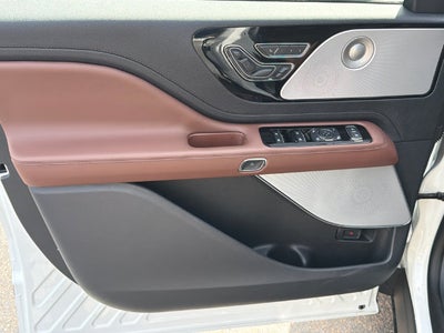 2027 Lincoln Aviator Reserve Premium