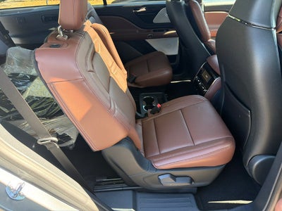 2027 Lincoln Aviator Reserve