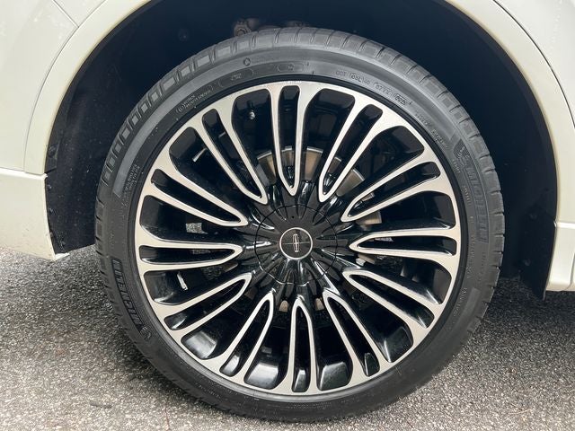 2023 Lincoln Aviator Black Label Premium
