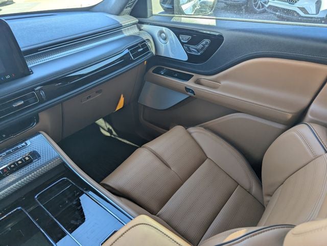 2025 Lincoln Aviator Black Label