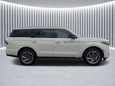 2026 Lincoln Navigator Reserve