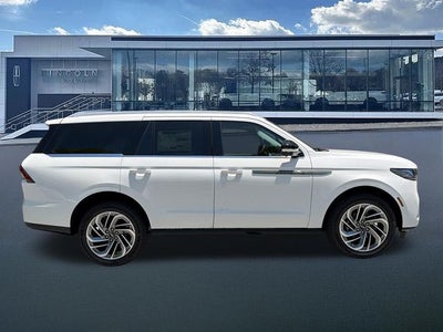 2026 Lincoln Navigator Reserve