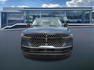 2027 Lincoln Navigator Reserve