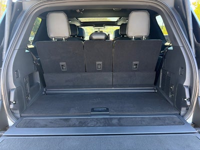 2027 Lincoln Navigator Reserve