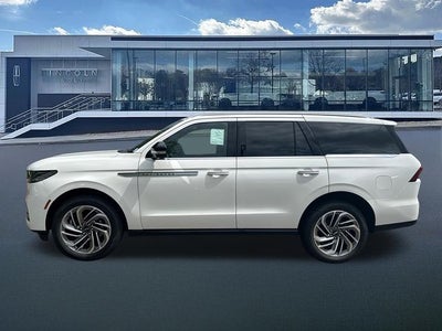 2026 Lincoln Navigator Reserve