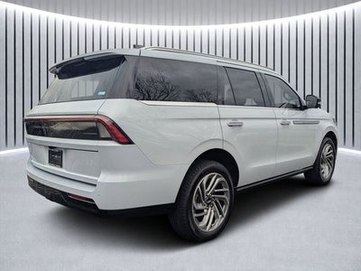 2026 Lincoln Navigator Reserve