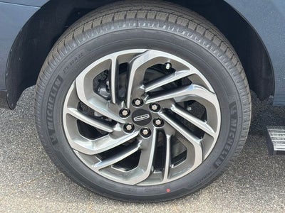2027 Lincoln Navigator Reserve