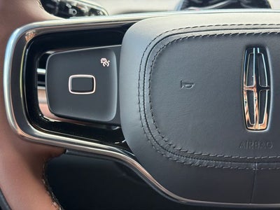2027 Lincoln Navigator Reserve
