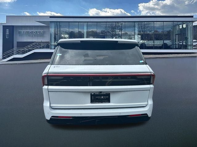 2026 Lincoln Navigator Reserve