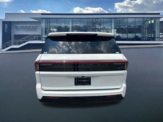 2026 Lincoln Navigator Reserve