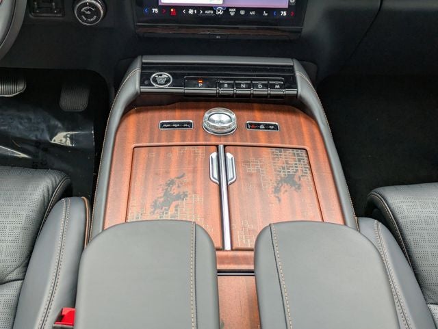 2025 Lincoln Navigator Black Label