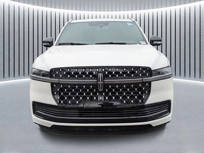 2025 Lincoln Navigator Black Label