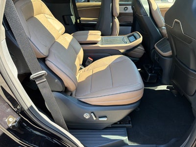 2027 Lincoln Navigator Black Label