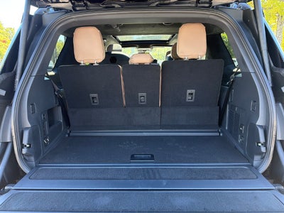 2027 Lincoln Navigator Black Label