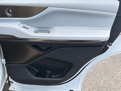 2027 Lincoln Navigator Black Label