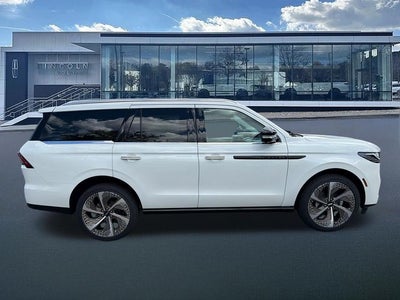 2027 Lincoln Navigator Black Label