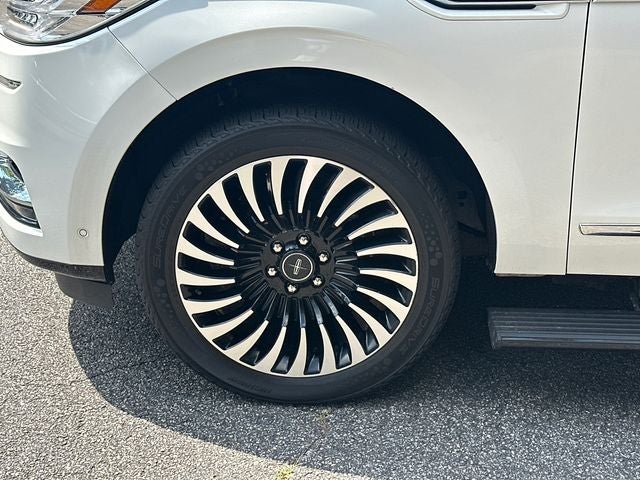 2021 Lincoln Navigator Black Label