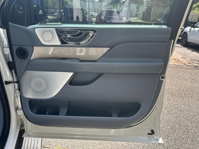 2021 Lincoln Navigator Black Label