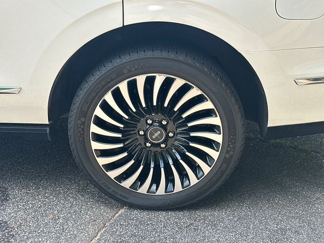 2021 Lincoln Navigator Black Label