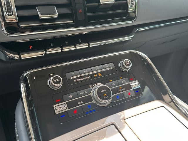 2021 Lincoln Navigator Black Label
