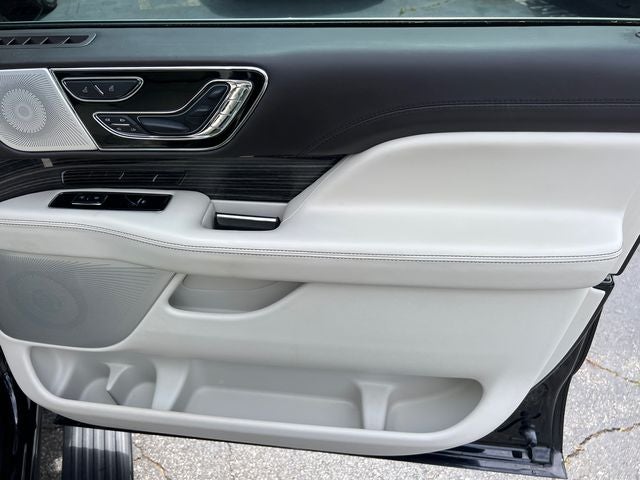 2022 Lincoln Navigator Black Label
